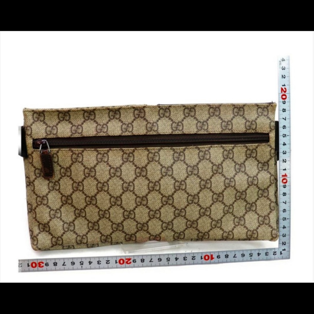 Gucci - Picture 6 of 7
